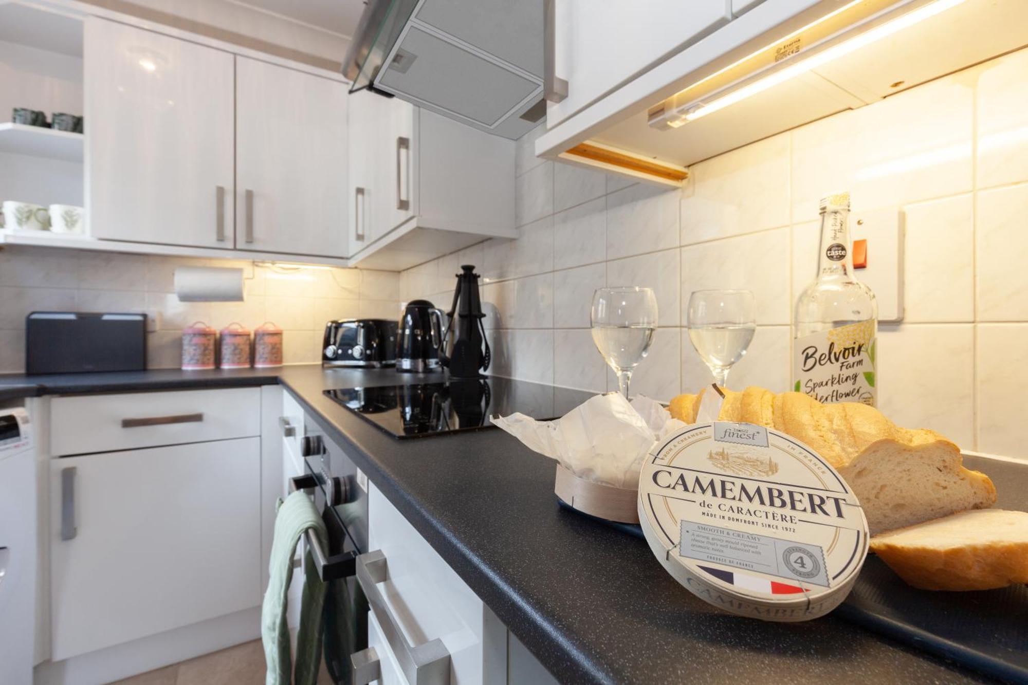 A Gem Nestled In The Heart Of Oxford With Parking! Apartman Kültér fotó