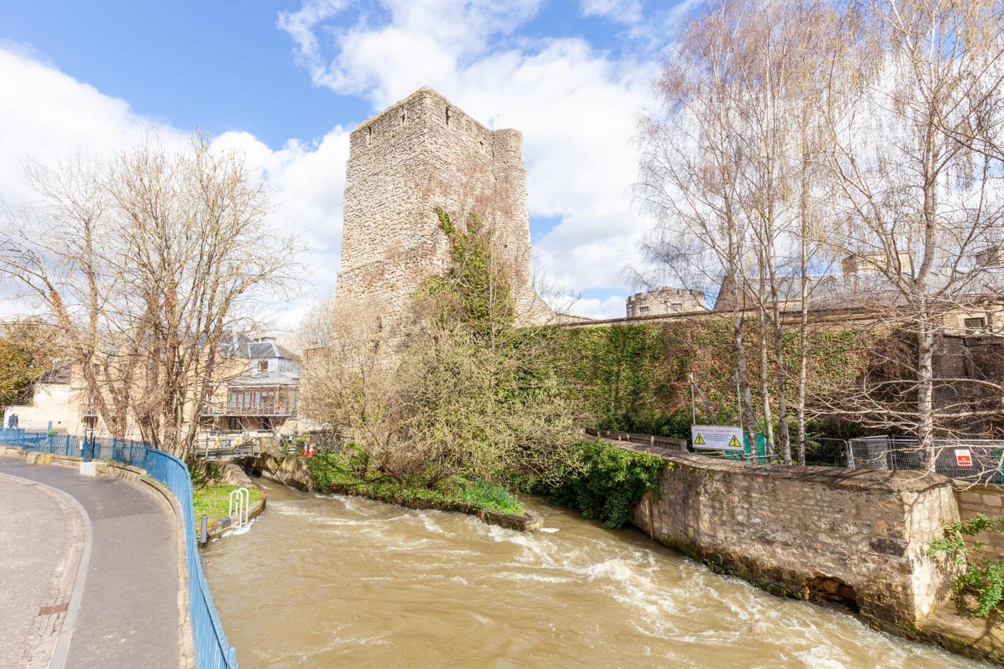 A Gem Nestled In The Heart Of Oxford With Parking! Apartman Kültér fotó