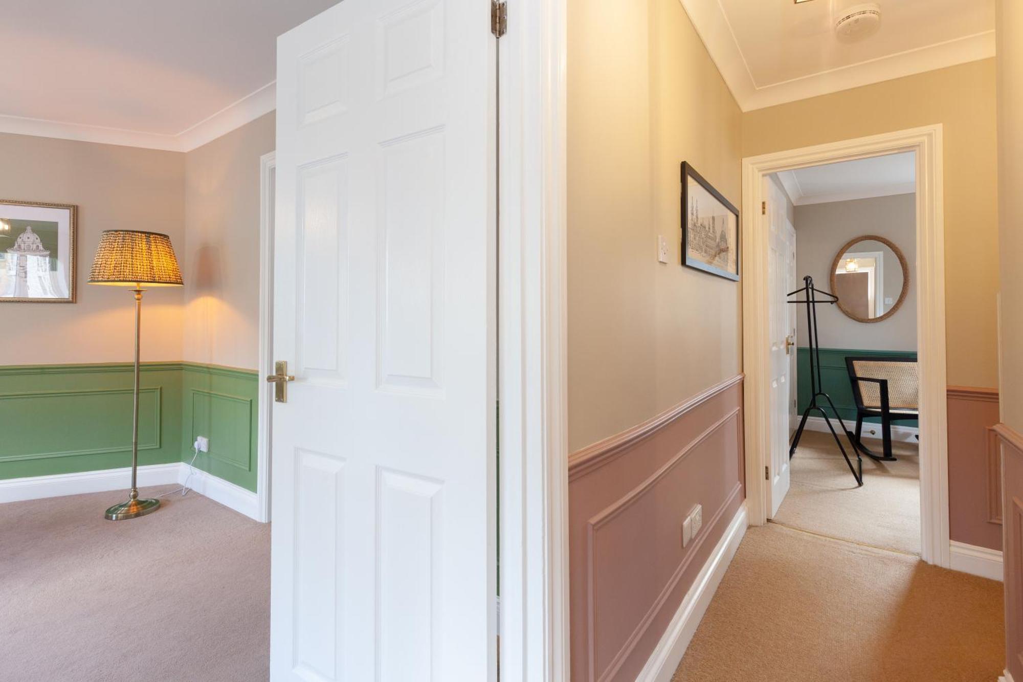 A Gem Nestled In The Heart Of Oxford With Parking! Apartman Kültér fotó